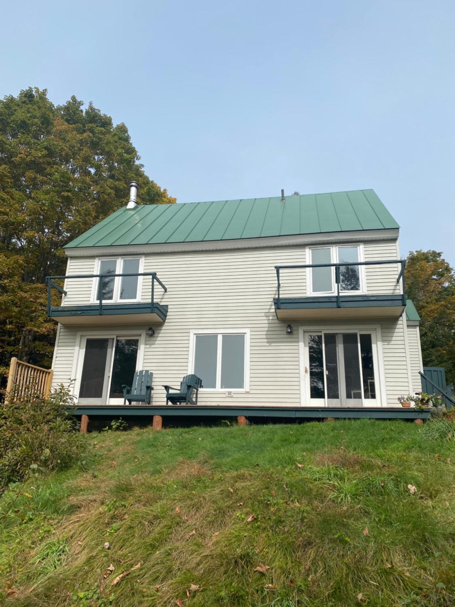Craftsbury Farmhouse Exterior photo